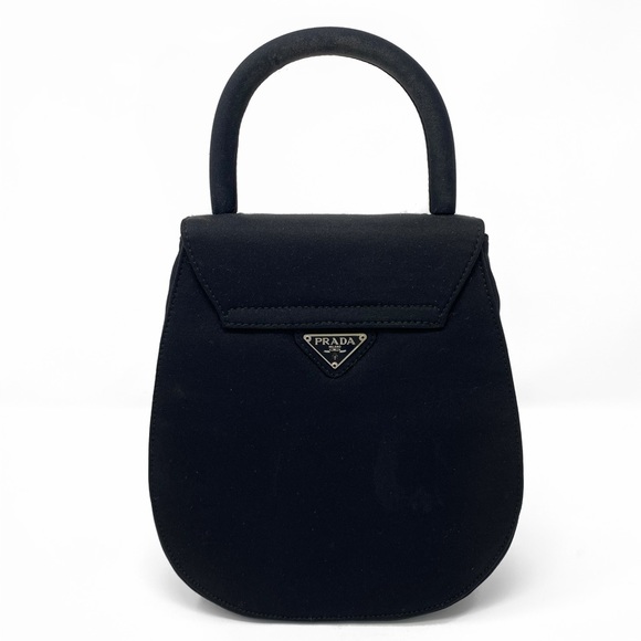 prada kelly bag